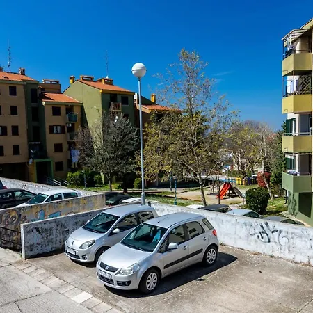 Apartamento With Wifi - 19493 *