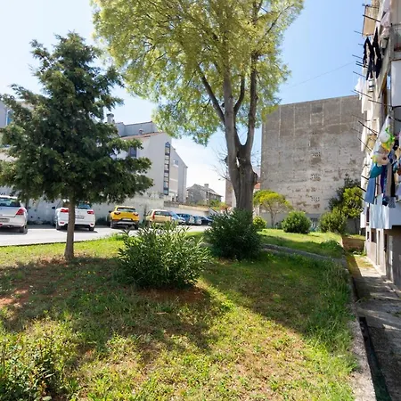 Apartmán With Wifi - 19493 Pula